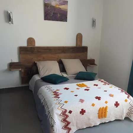 Chambres D Hotes Violetta-2